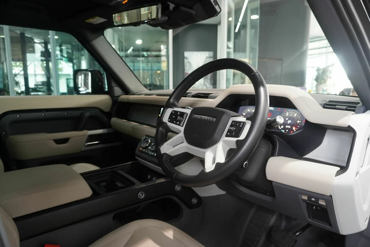 2021 Land Rover Defender 110 D300 AWD SE L663 21MY, photo 3