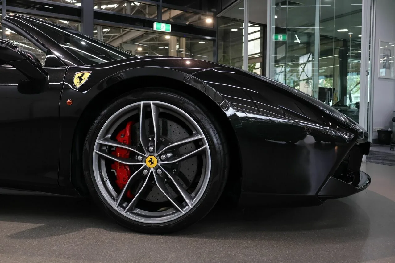2017 Ferrari 488 Spider DCT F142M, photo 6