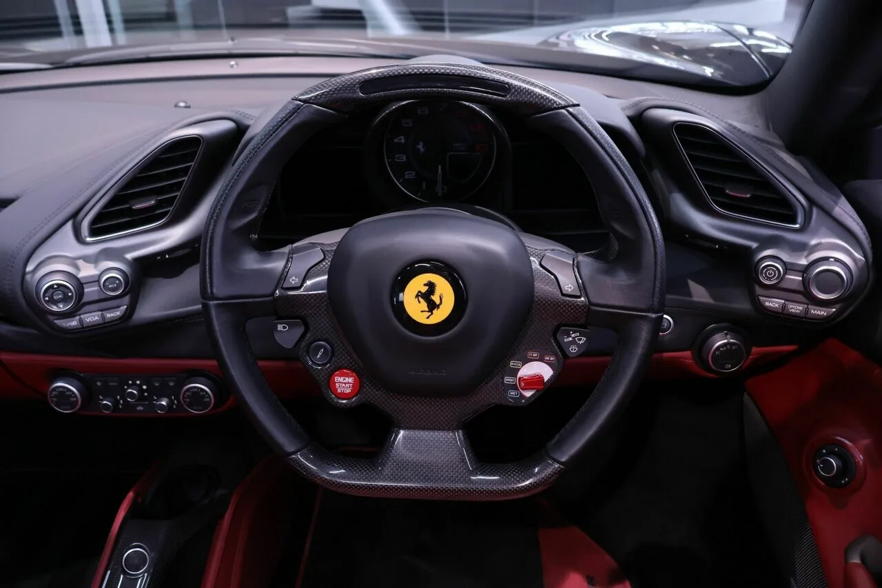 2017 Ferrari 488 Spider DCT F142M, photo 9