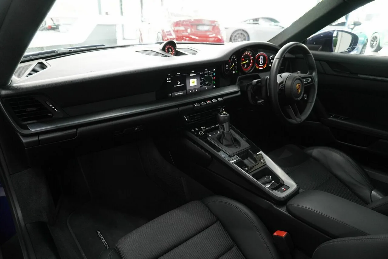 2022 Porsche 911 GT3 with Touring Package PDK 992 MY22, photo 13