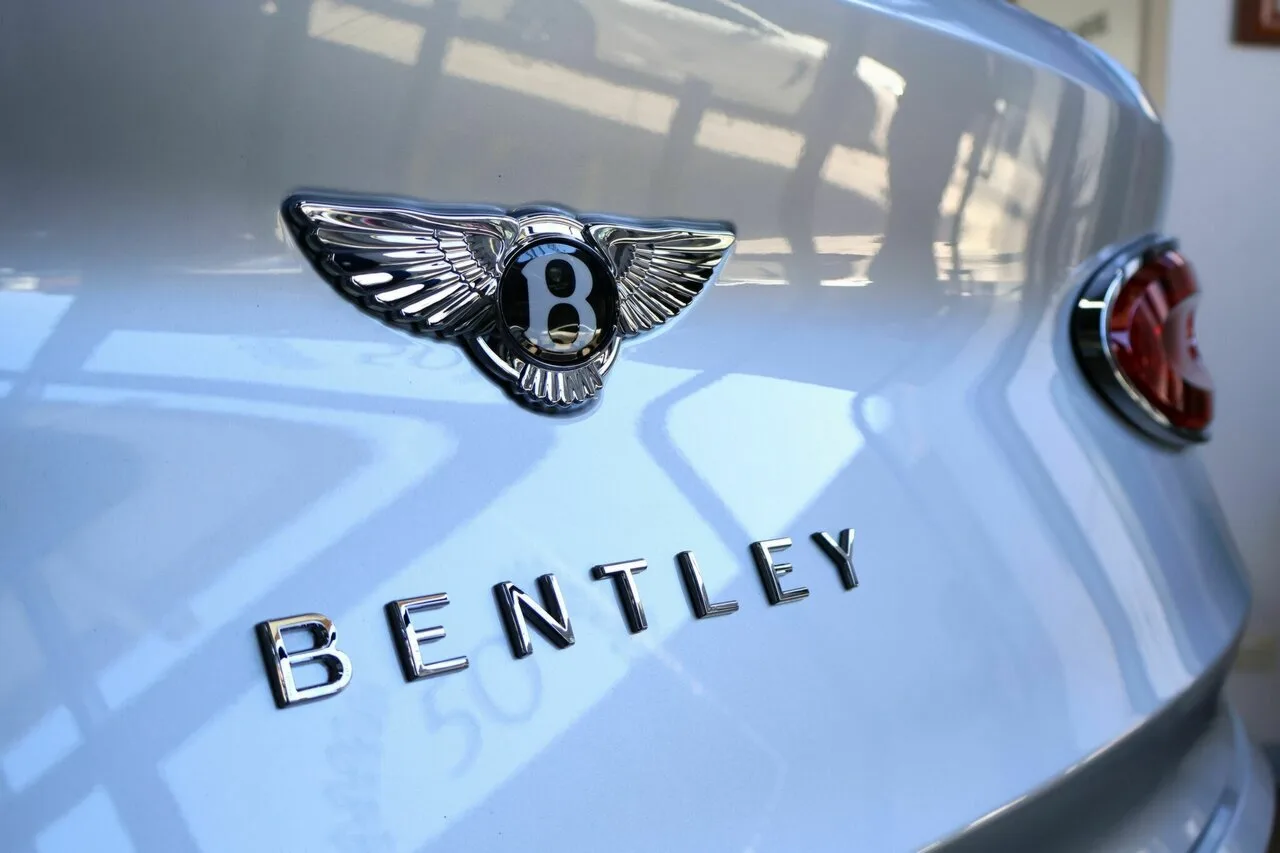 2026 Bentley Bentayga V8 AWD 4V MY26, photo 10