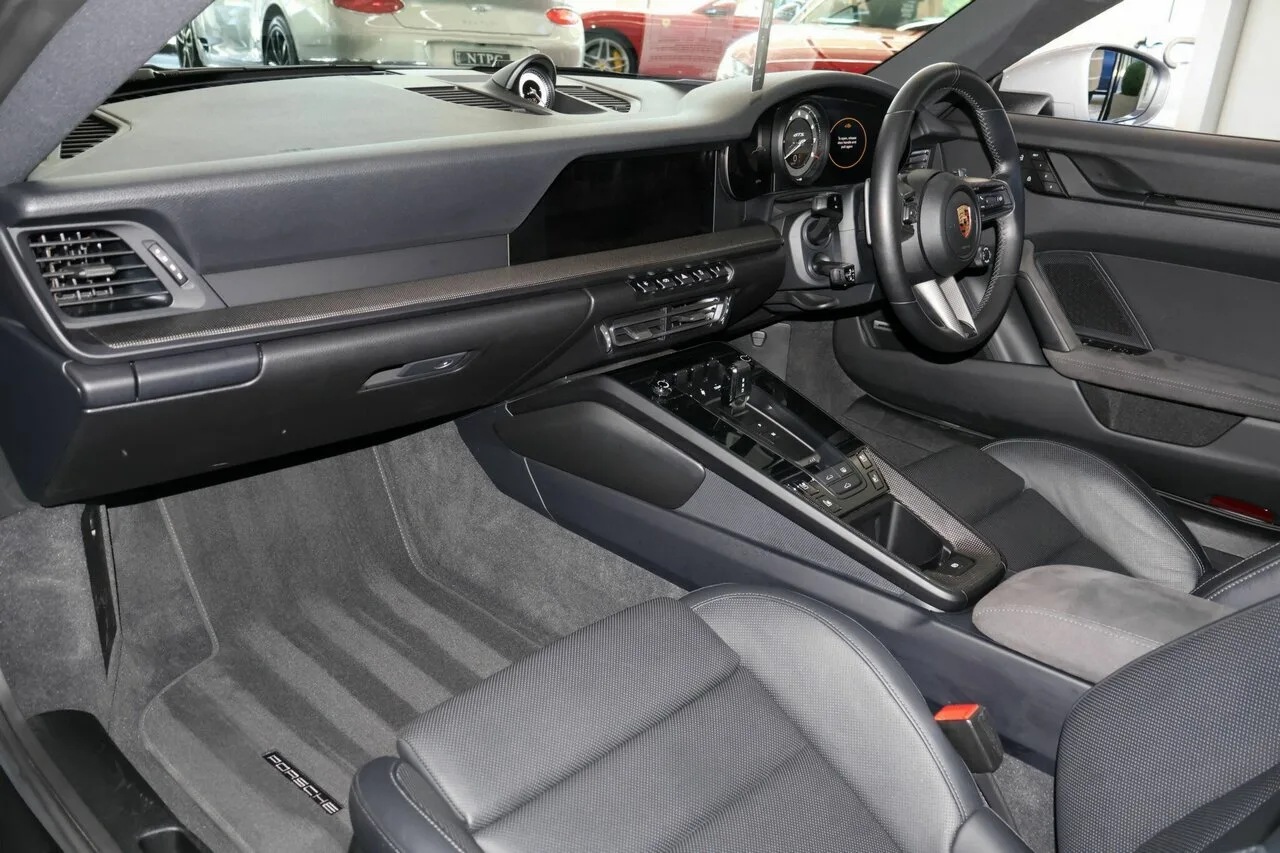 2024 Porsche 911 Carrera PDK GTS 992 MY24, photo 13