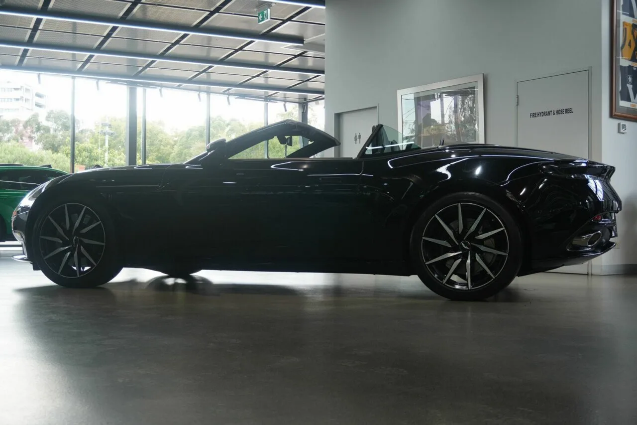 2018 Aston Martin DB11 Volante MY19, photo 14