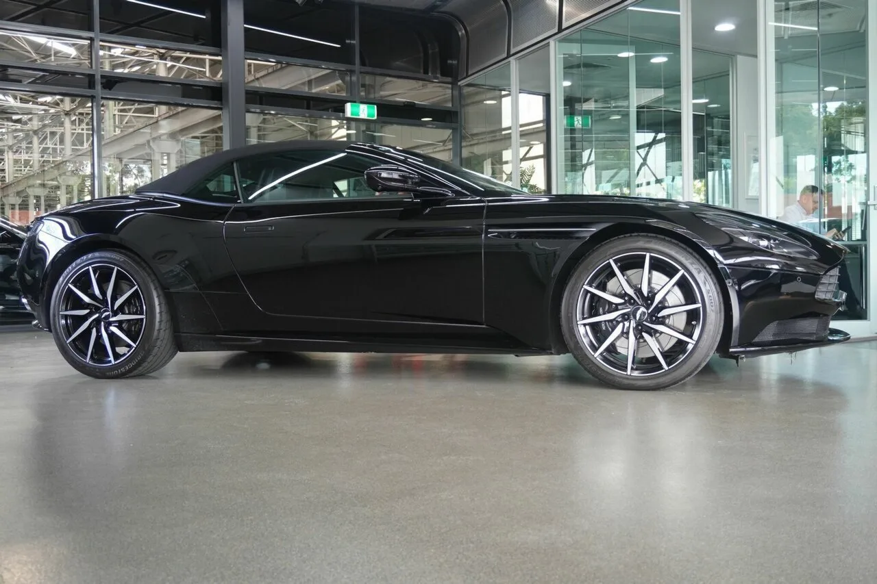 2018 Aston Martin DB11 Volante MY19, photo 20